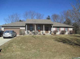 5448 E Broadmore Dr, Columbus, IN 47201