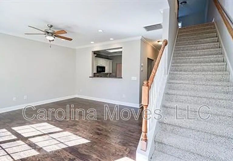 134 Trailside Ln — Photo 2