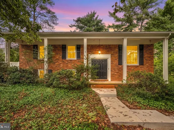 1 Hooker Pl, Fredericksburg, VA 22401