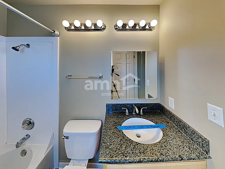 482 W 465 S — Photo 12