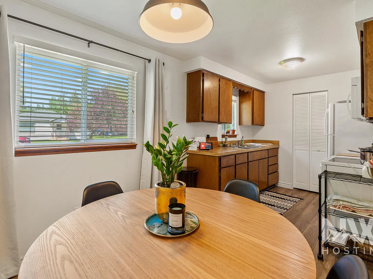 2 bed, 1024 sqft, $2,250 — Photo 4