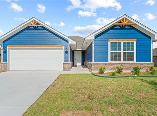 4616 Lincoln Lndg, Harrah, OK 73045