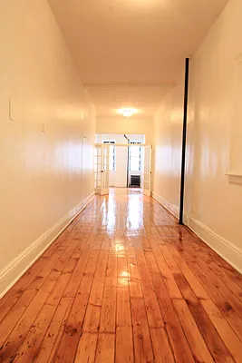 Rented by True Real Estate Group | media 14