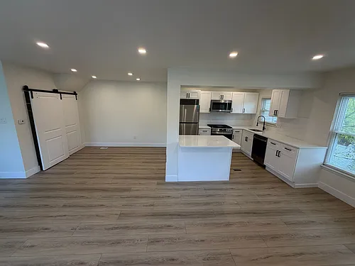 Floor plan 9381 B Neil Rd
