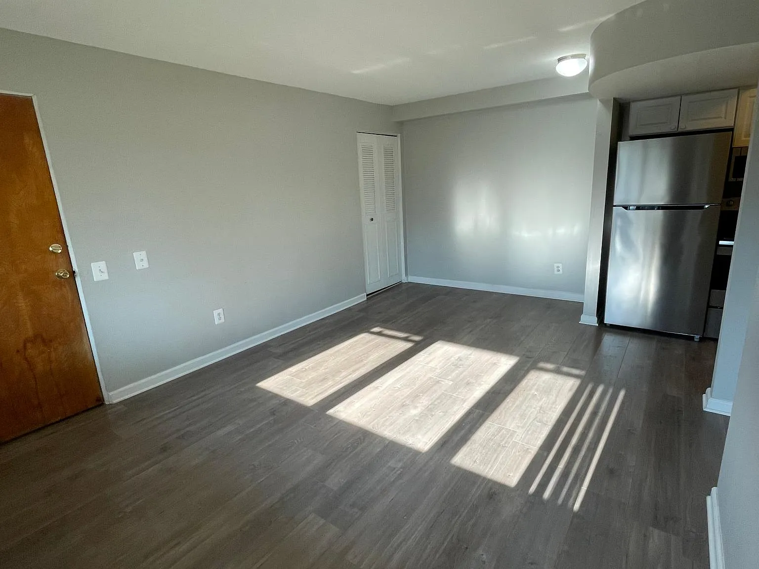 1 bed, 600 sqft, $995 — Photo 2