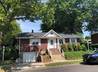 150 Ravenhurst Ave, Staten Island, NY 10310