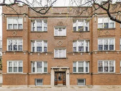 3408 W Sunnyside Ave APT 2, Chicago, IL, 60625