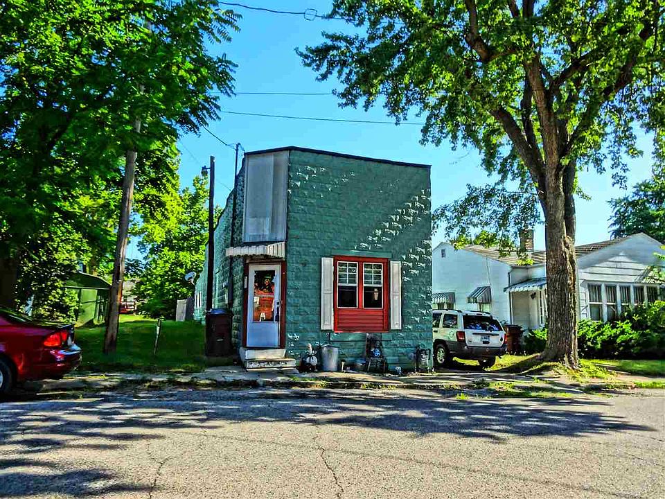 1st image of 3 E Branson St