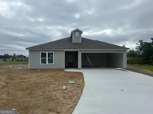 21 Red Oak St, Ray City, GA 31645