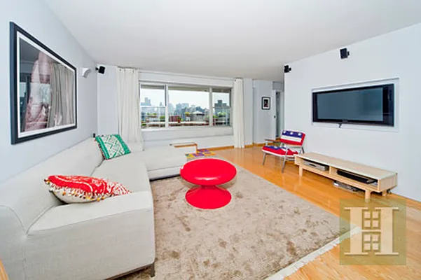 Sold by Halstead Real Estate | media 17