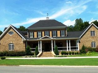 2105 Enclave Dr, Rocky Face, GA 30740