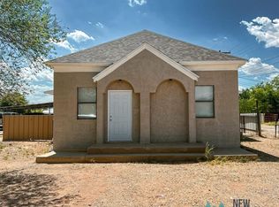 914 N Ohio Ave, Roswell, NM 88201