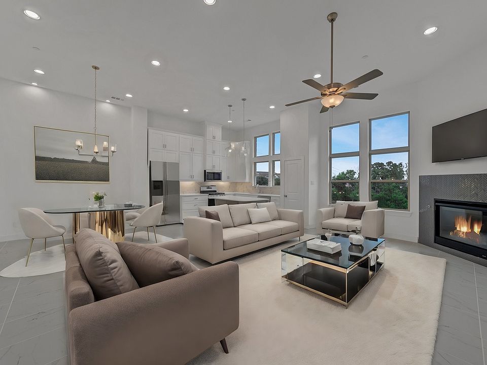 1st image of 104 Canonbury Dr