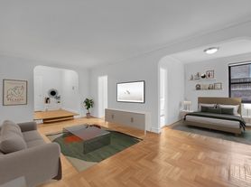 8 Gramercy Park S