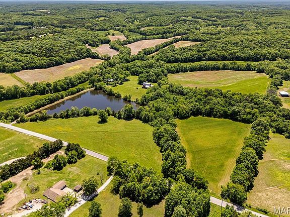 4th image of 2126 Krenning Rd