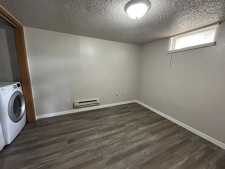 391 2nd Ave SW — Photo 14