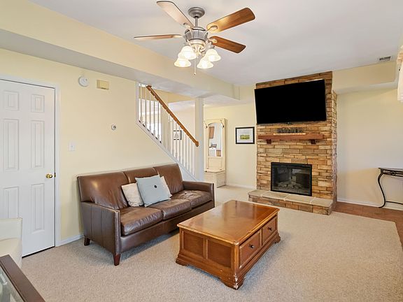 5th image of 328 Savannah Dr