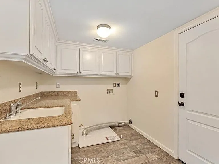 23889 Cruise Circle Dr — Photo 42