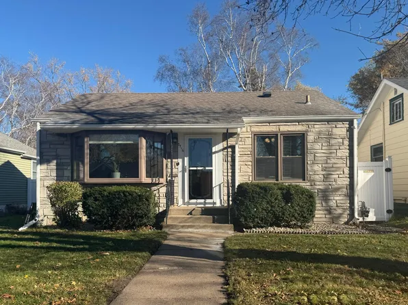 3716 Quail Ave N, Robbinsdale, MN 55422