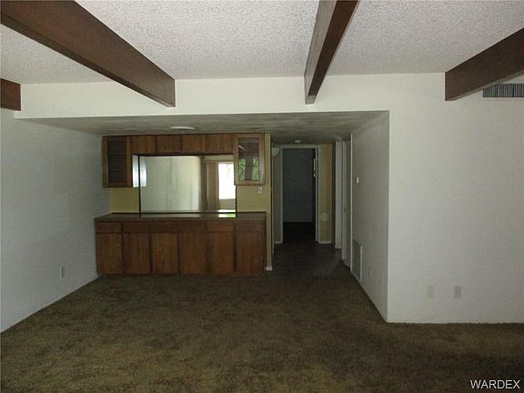 4th image of 2597 Country Club Dr