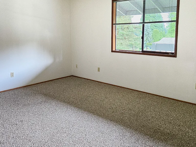 2120 Nomad Ct SE #2120 — Photo 7