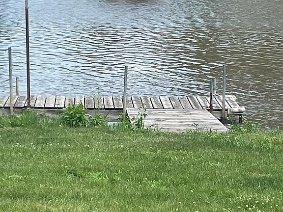 2nd image of 380 Timber Rdg