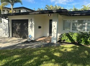 4390 Maple St NE, Saint Petersburg, FL 33703