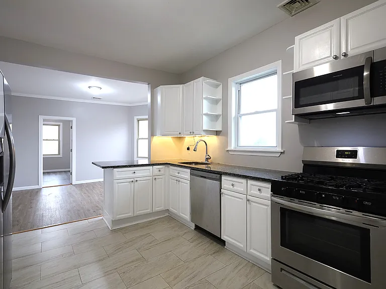 308 Millburn Ave #2 — Photo 5