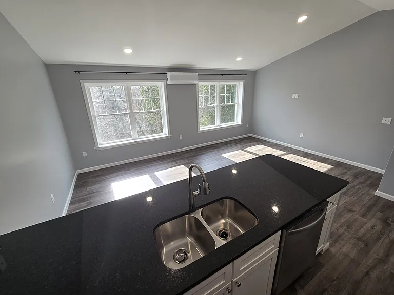 1554 Main Rd — Photo 6