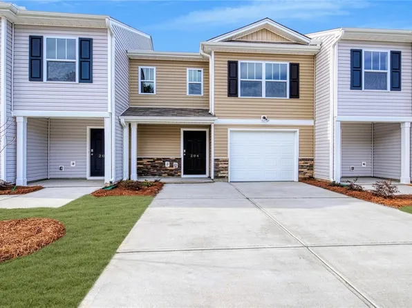 204 Oakmont Valley Trl, Seneca, SC 29678