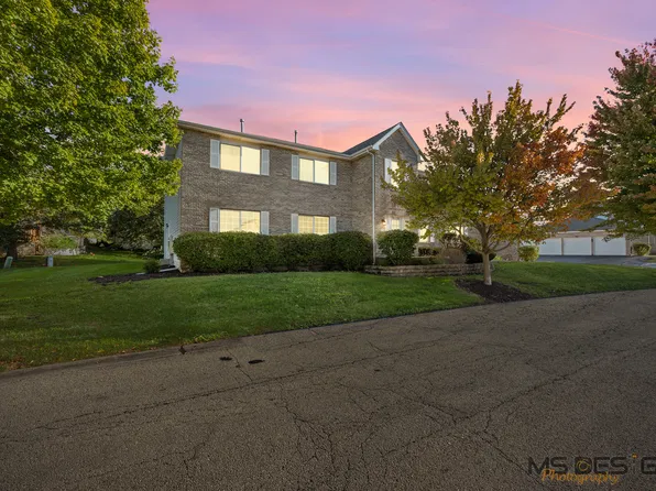 954 Constance Ln #954, Sycamore, IL 60178