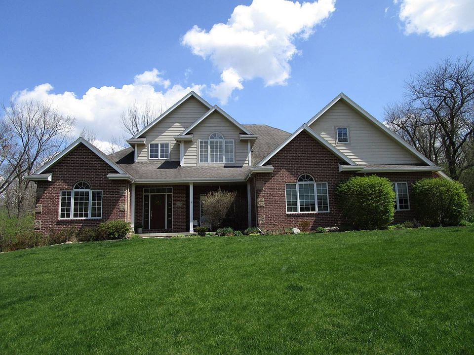 1st image of 36548 Deerfield Dr