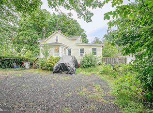204 N 8th St, Vineland, NJ 08360