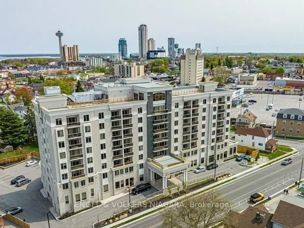 5698 Main St, Niagara Falls, ON