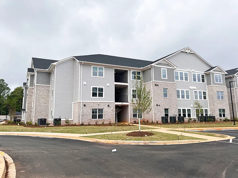 The Sullivan Apartments — Photo 2