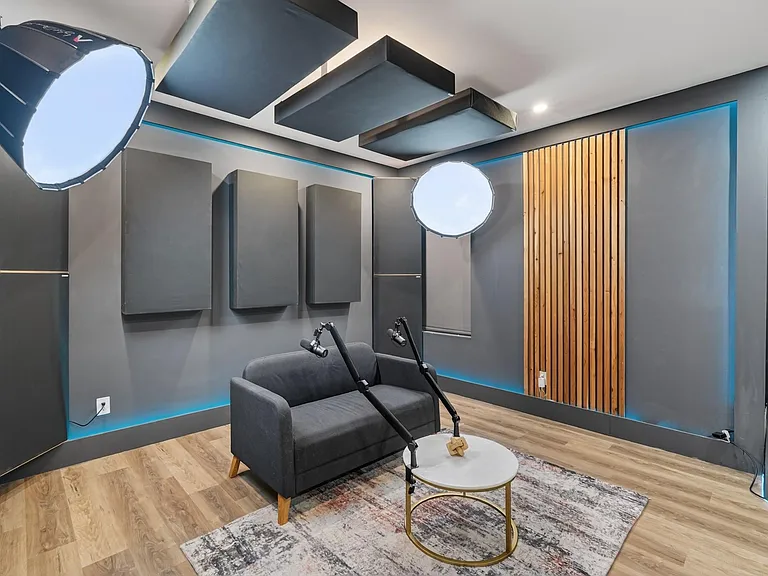 8145 Overland Grv — Photo 33