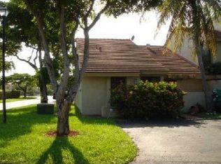 11625 SW 90th St, Miami, FL 33176