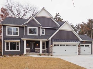 1252 Chaucer Ave, Portage, MI 49002