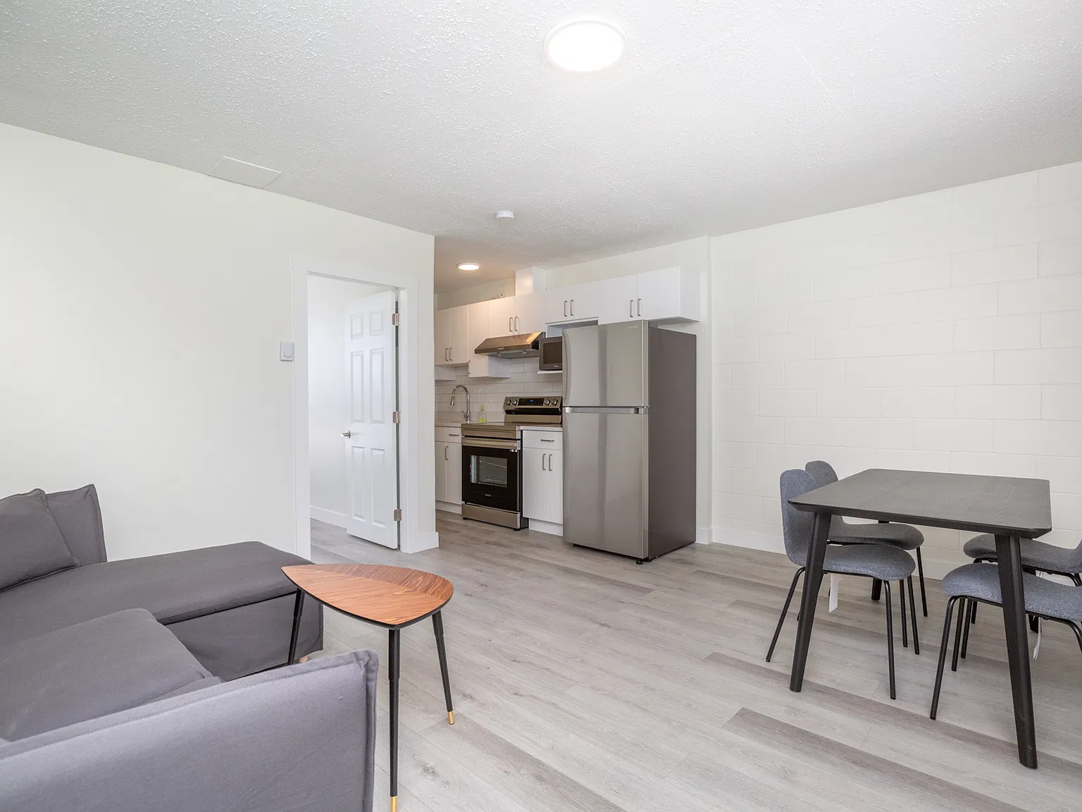 1 bed, 1.0 bath, 550 sqft, $1,595 — Photo 3