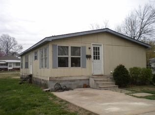 508 N 13th St, Independence, KS 67301