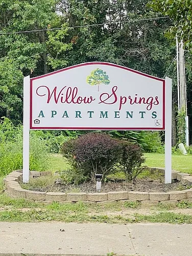 Willow Springs Apartments Photo 1