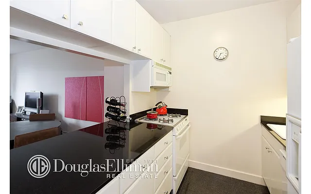 Rented by Douglas Elliman | media 34