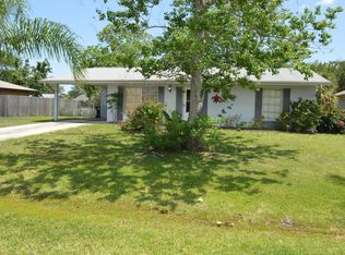 467 Beauregard Ave NE, Palm Bay, FL 32907