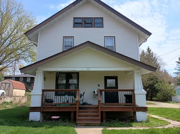 11 Mott Ave SE, Faribault, MN 55021