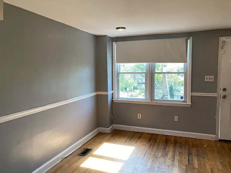 1061 Rockhill Ave — Photo 8