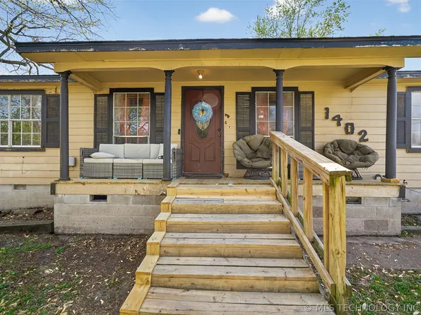 1402 E Hayes St, Okmulgee, OK 74447