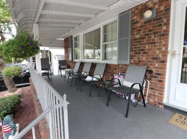 107 N Fredericksburg Ave, Ventnor City, NJ 08406