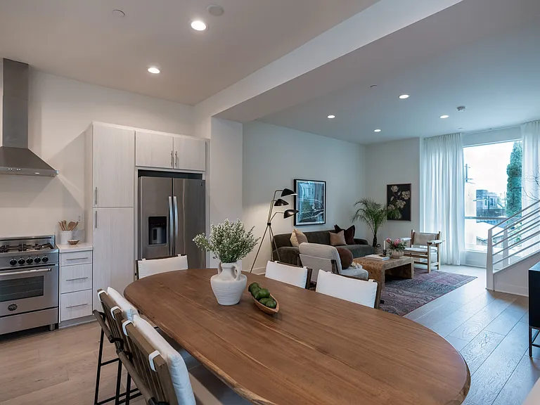 2201 Edendale Ln — Photo 11