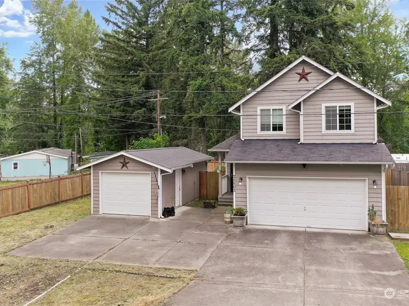 25503 37th Court Ave E, Spanaway, WA 98387