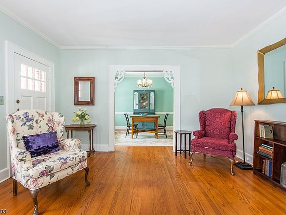 5th image of 82 Cumberland Ave